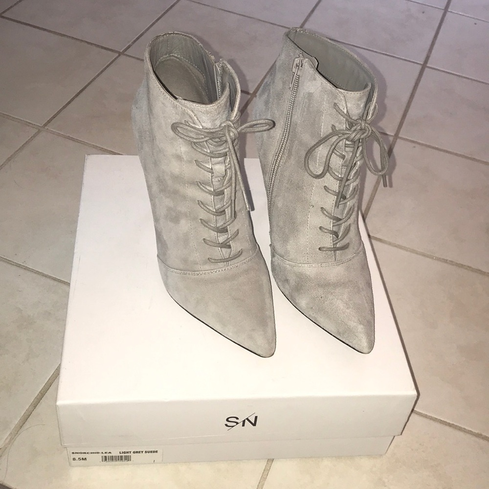 Something Navy Booties